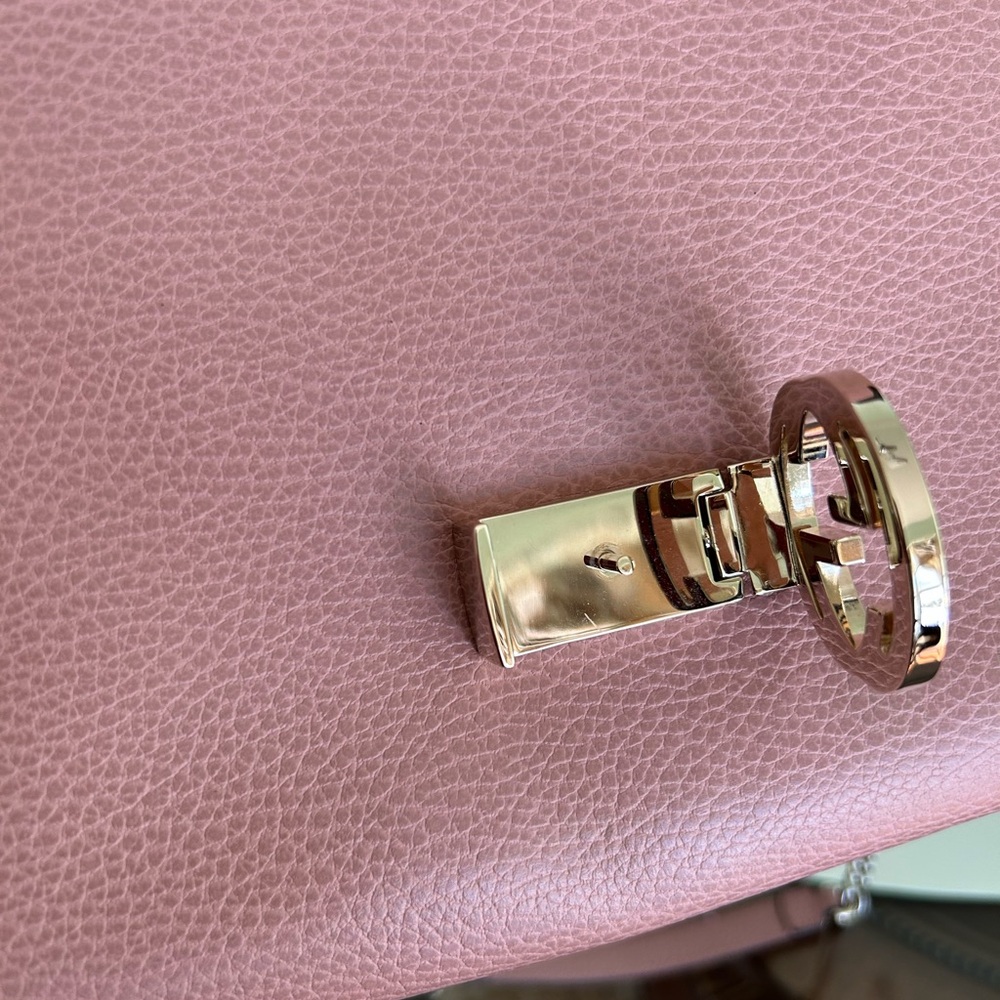Gucci Pebbled Leather Bag - Picture 3 of 11